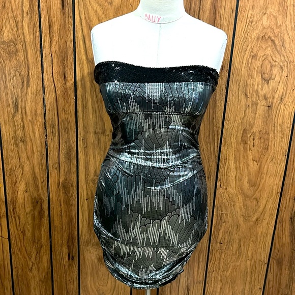 Strapless shiny Dress women’s Size Medium - Picture 2 of 6